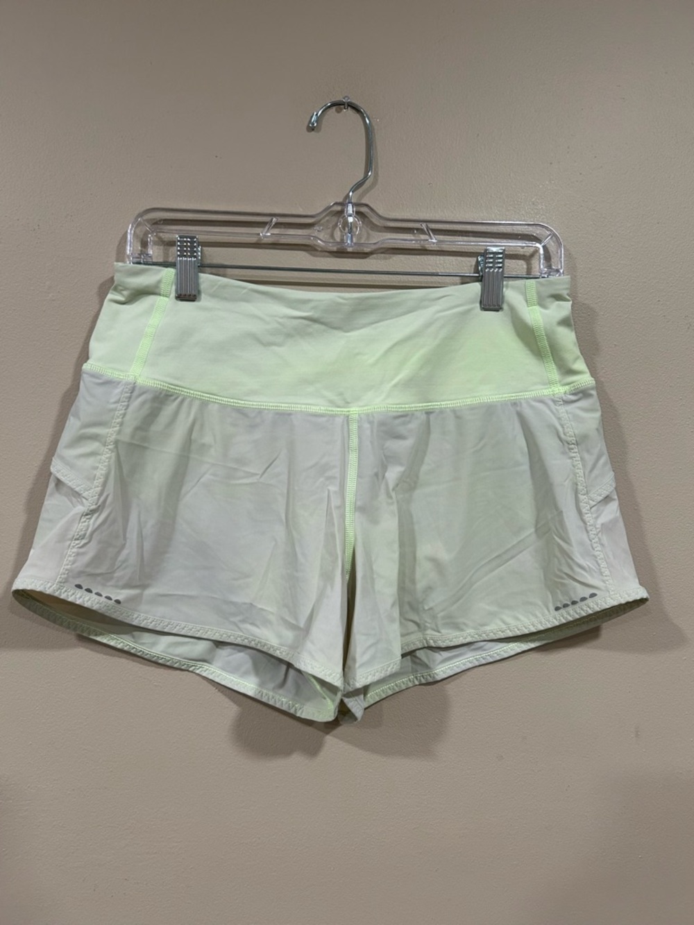 lululemon athletica Women's Light Lime Athletic Shorts Size 6